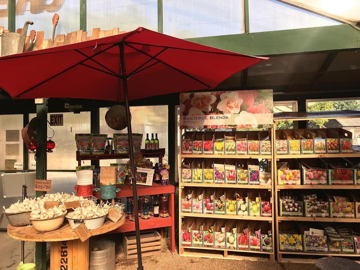 Edwards Greenhouse & Flowershop
