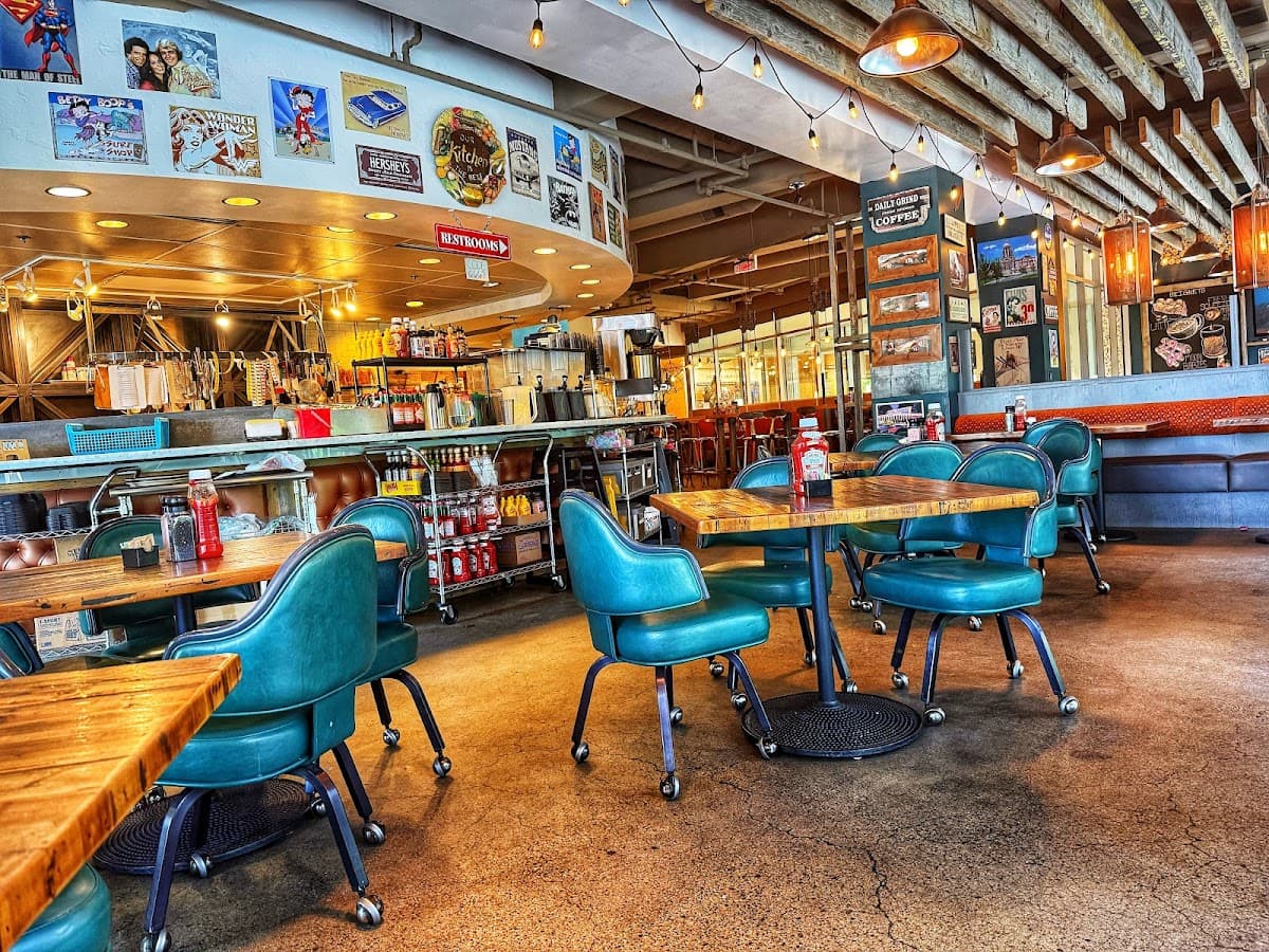 Moon's Kitchen Cafe